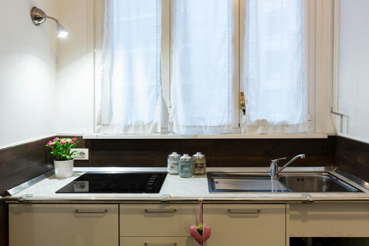 Living Isola Apartment มิลาน ภายนอก รูปภาพ